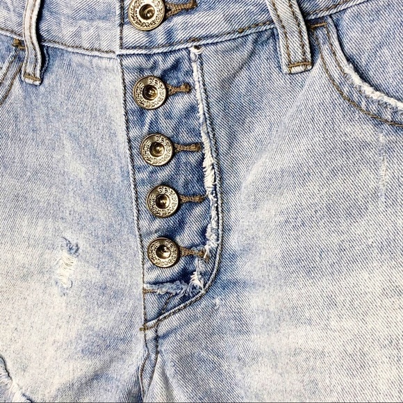 FREE people button fly, raw hem distressed shorts - Picture 8 of 10